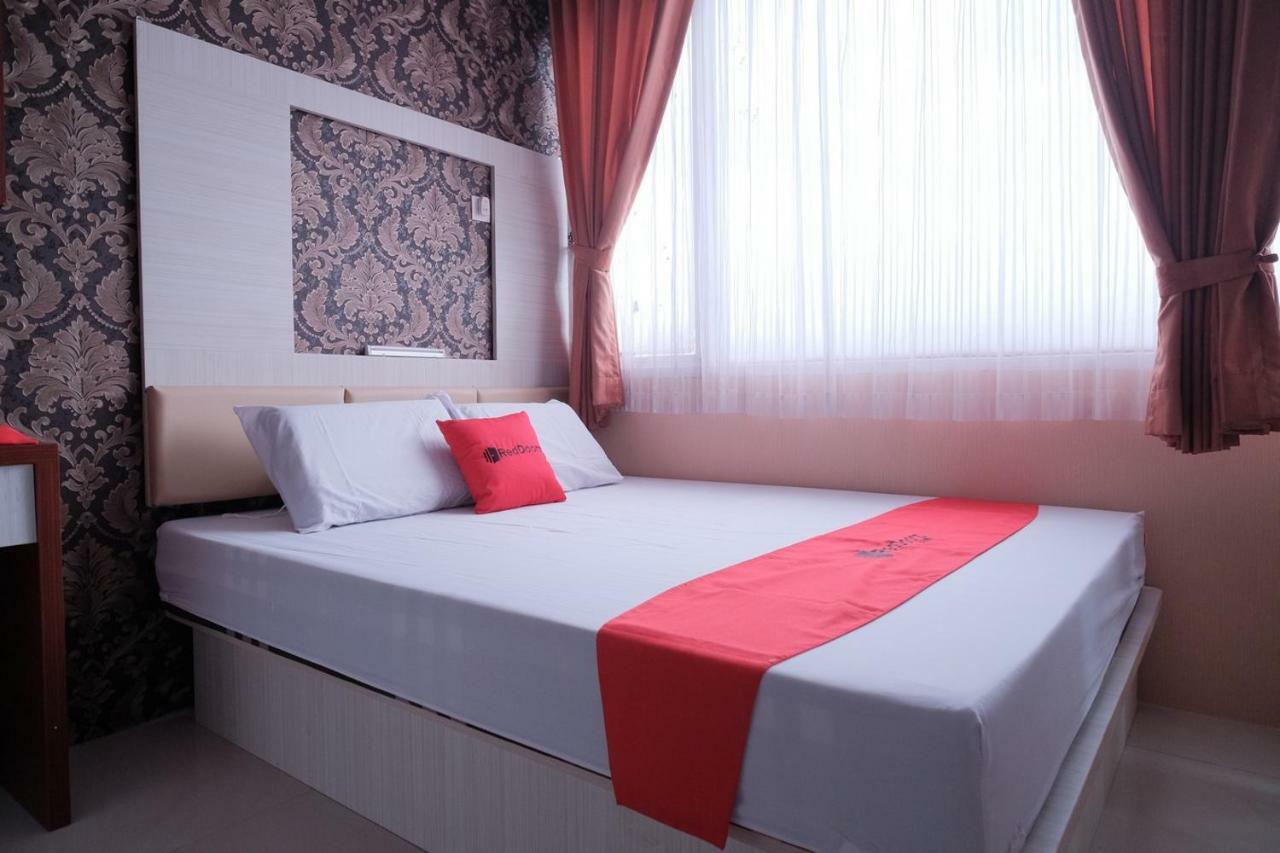 Redliving Apartemen Saladdin Mansion - Ran Management Депок Экстерьер фото